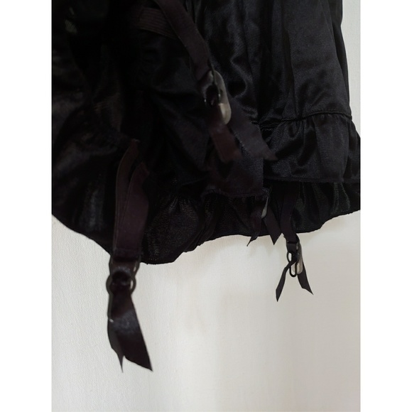 🪩 3/$15 Black Lace & Satin Babydoll w/ or wo/ straps - Picture 4 of 7